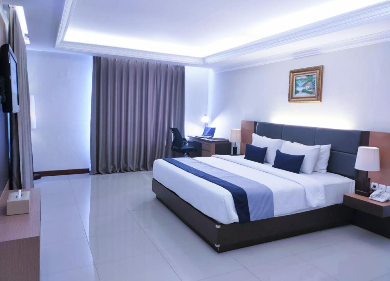 D'Senopati Malioboro Grand Hotel Yogyakarta Exterior foto